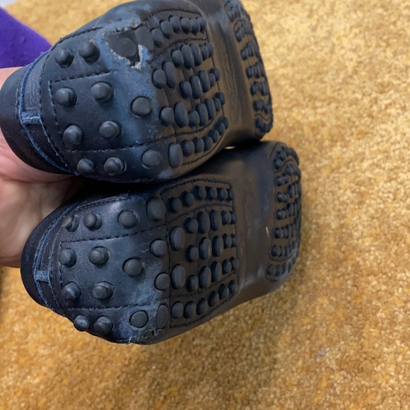 TOD’S WOMEN GOMMINO DRIVING SHOES IN LEATHER - Picture 3 of 7